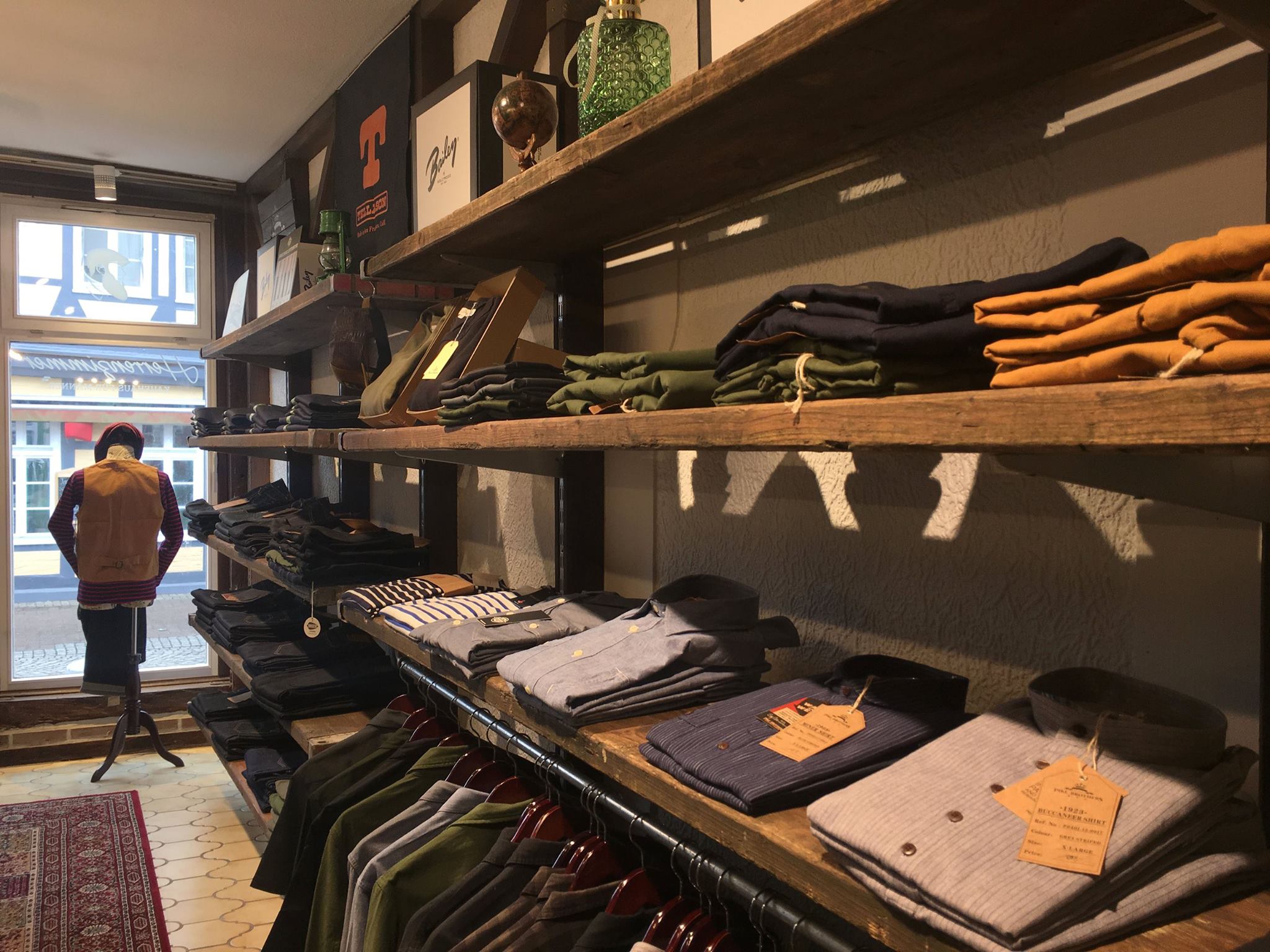 Neumanns Herrenzimmer & Frauenzimmer